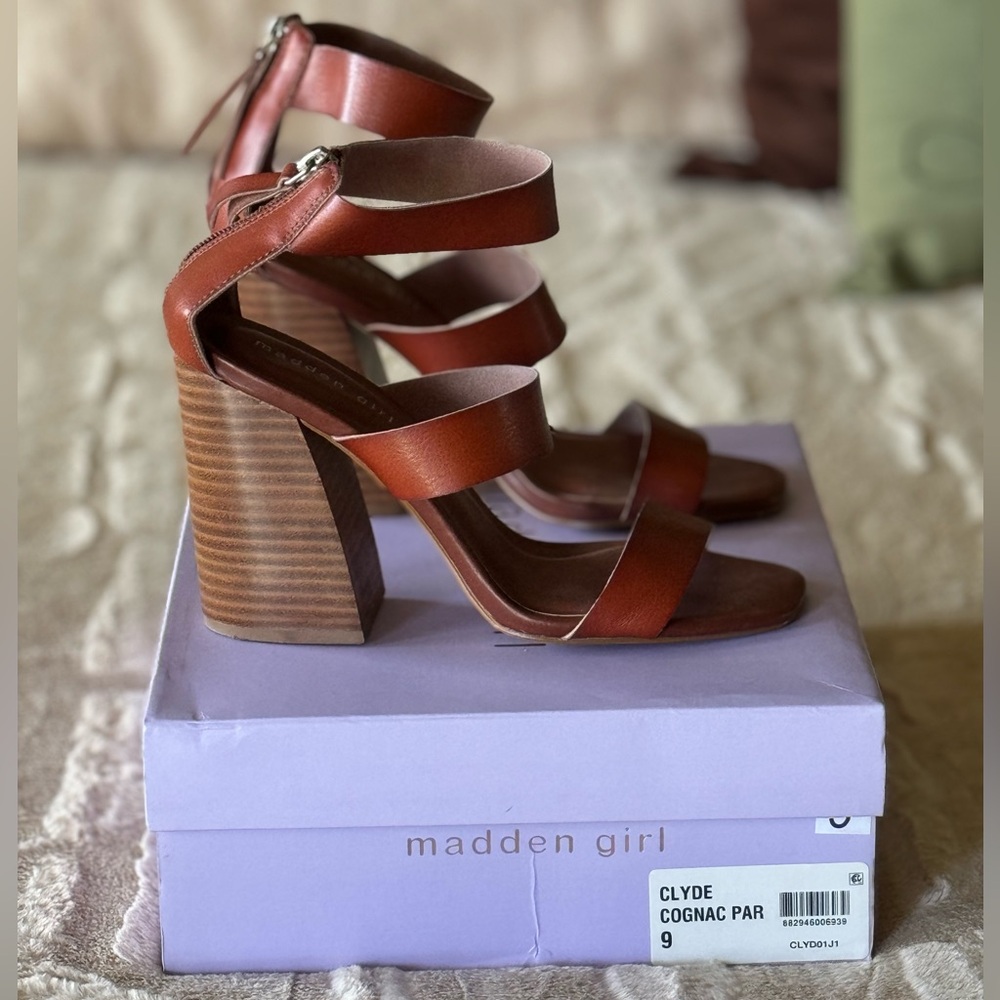 Madden Girl Clyde Strappy Sandals